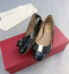 salvatore ferragamo flat chaussures pour femme s_10aa07a